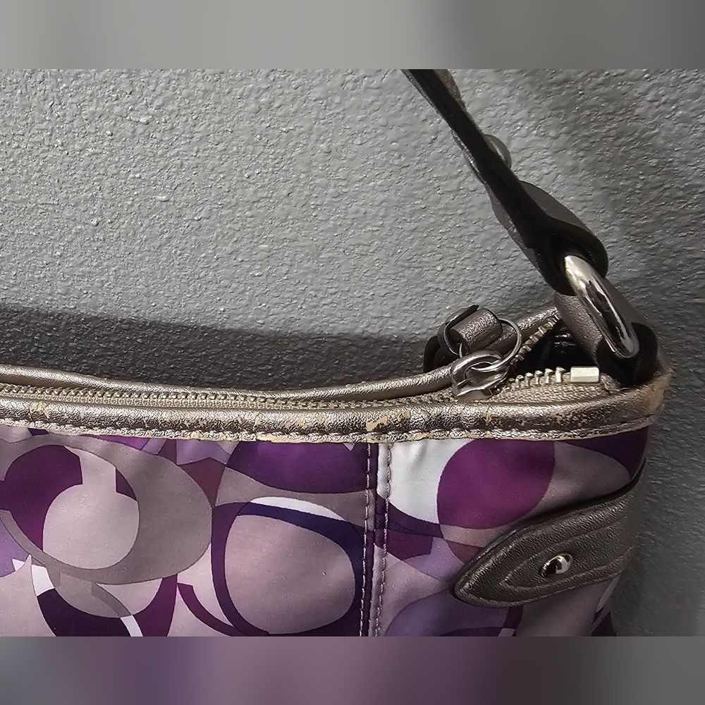 Signature Coach Purple Patterned Shoulder Bag - Picture 4 of 15